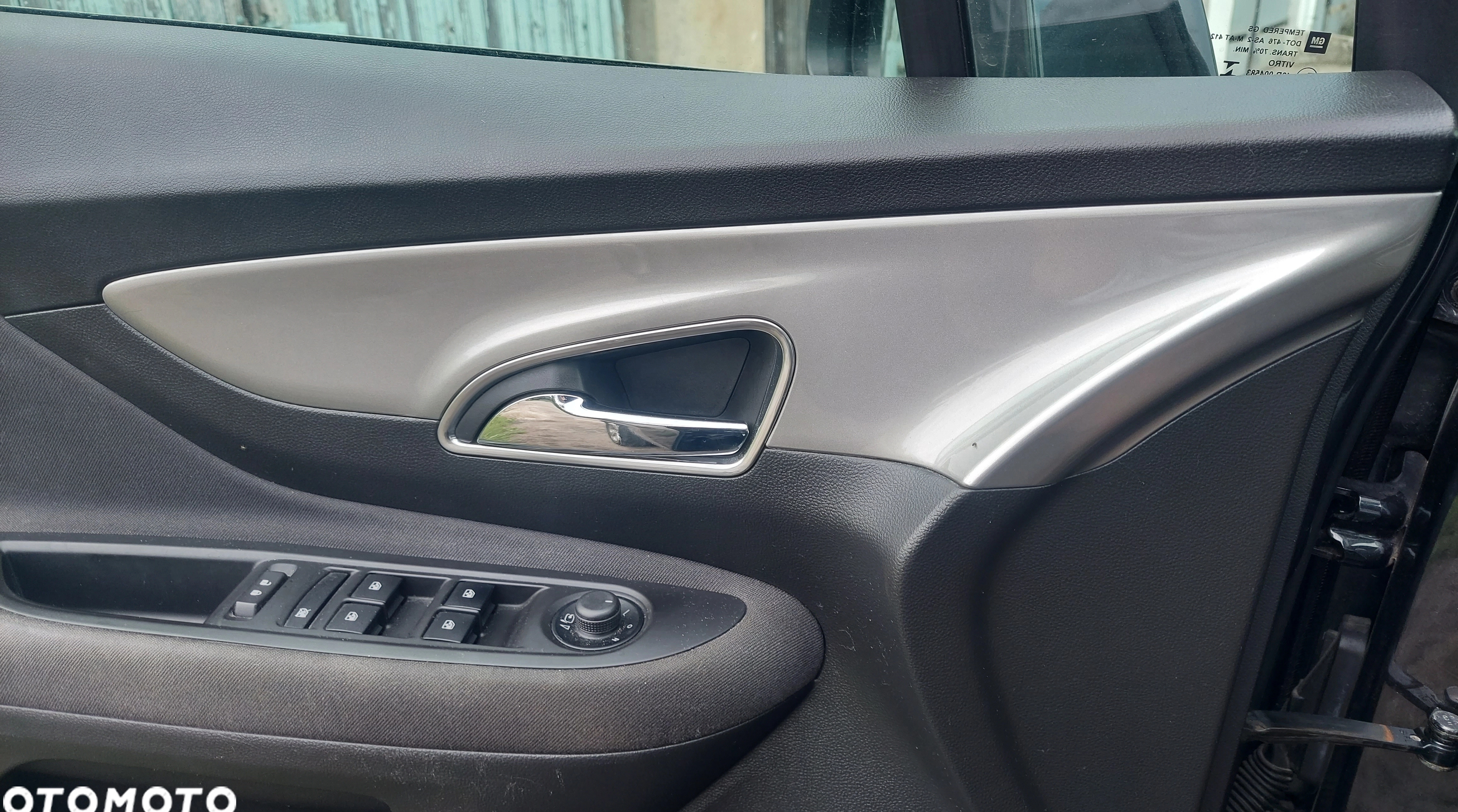 Opel Mokka cena 42000 przebieg: 97400, rok produkcji 2014 z Wołomin małe 172